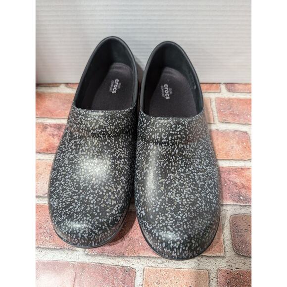 CROCS Neria Pro II Dual Comfort Slip On Nursing Clogs BLACK Women’s Size 11 - Picture 2 of 9